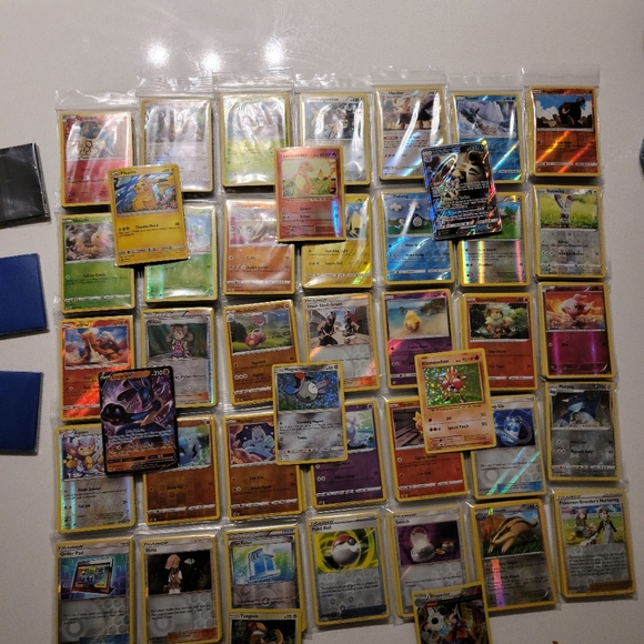 Lot of 100 official Pokemon TCG - Picture 1 of 6